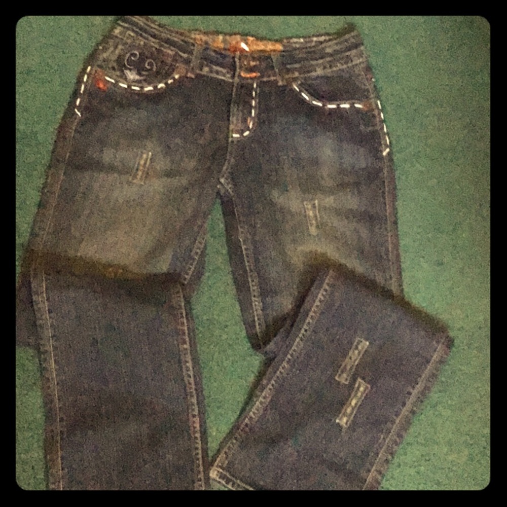 Yakum embroidered Jeans size 30 cute details!